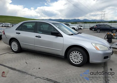 2007 Honda Accord Value из США, поврежденный, VIN 1HGCM56177A222832